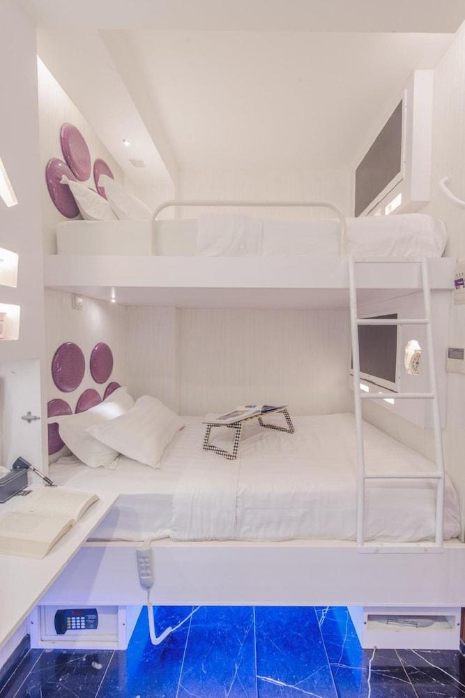 Lion Peak Purvis 3* Singapur